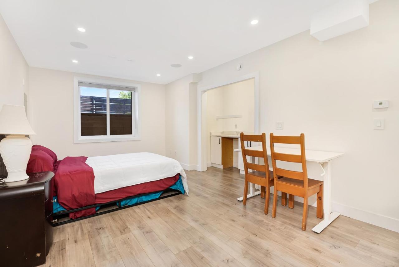 William Place Surrey Luaran gambar
